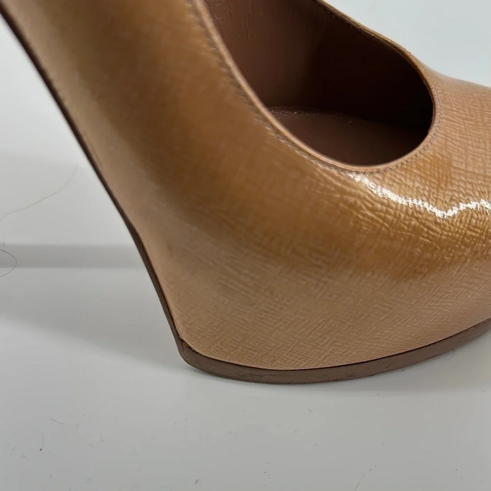 Yves Saint Laurent Tan Stiletto‎ Heels with Platform Size 35.5